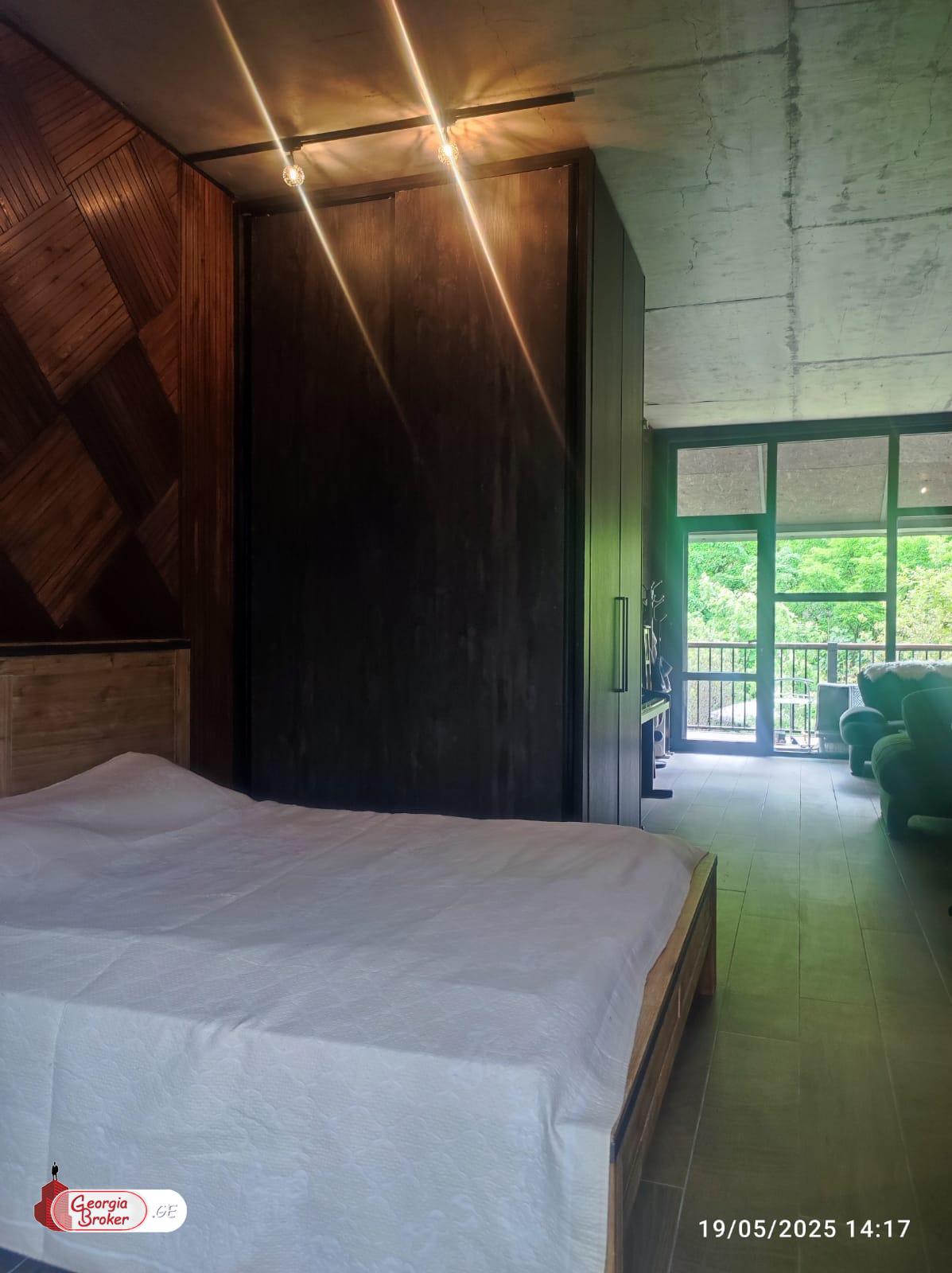 იყიდება ახალი გარემონტებული 6 ოთახიანი  აგარაკი მცხეთასთან, ციხედიდის ტერიტორიაზე